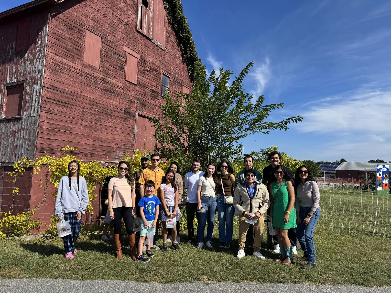Fall lab outing to the farm.